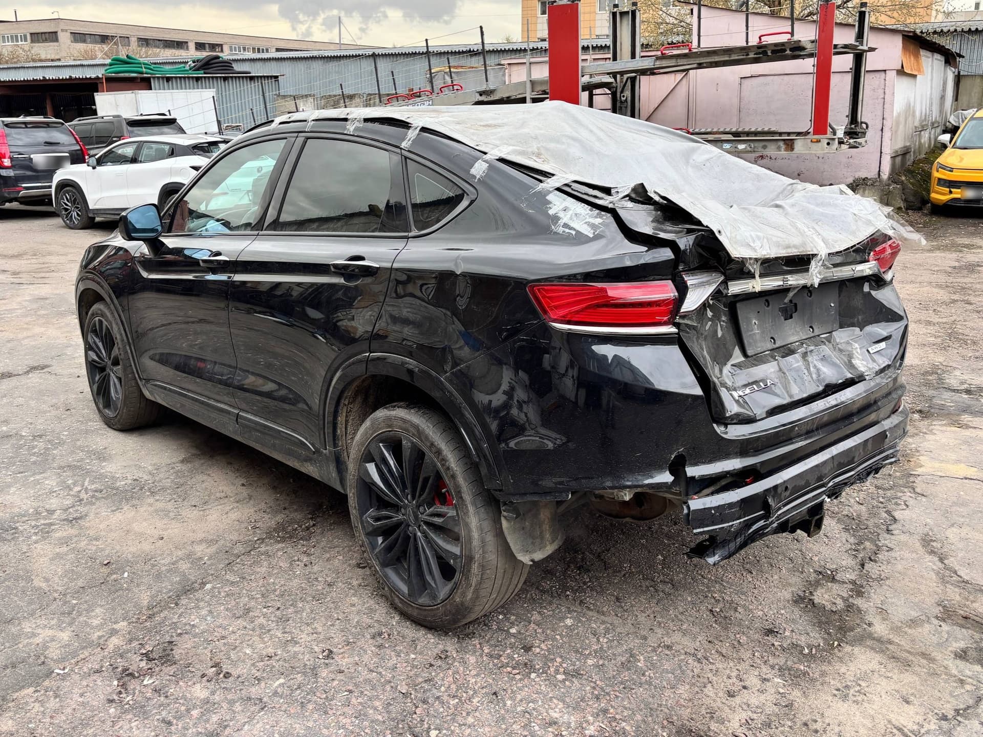 Geely Tugella - 4