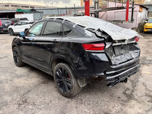 Geely Tugella - 4