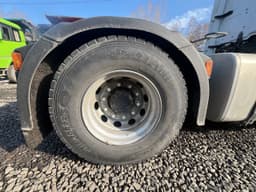 Камаз М1946 4x2 Седельный тягач - 10
