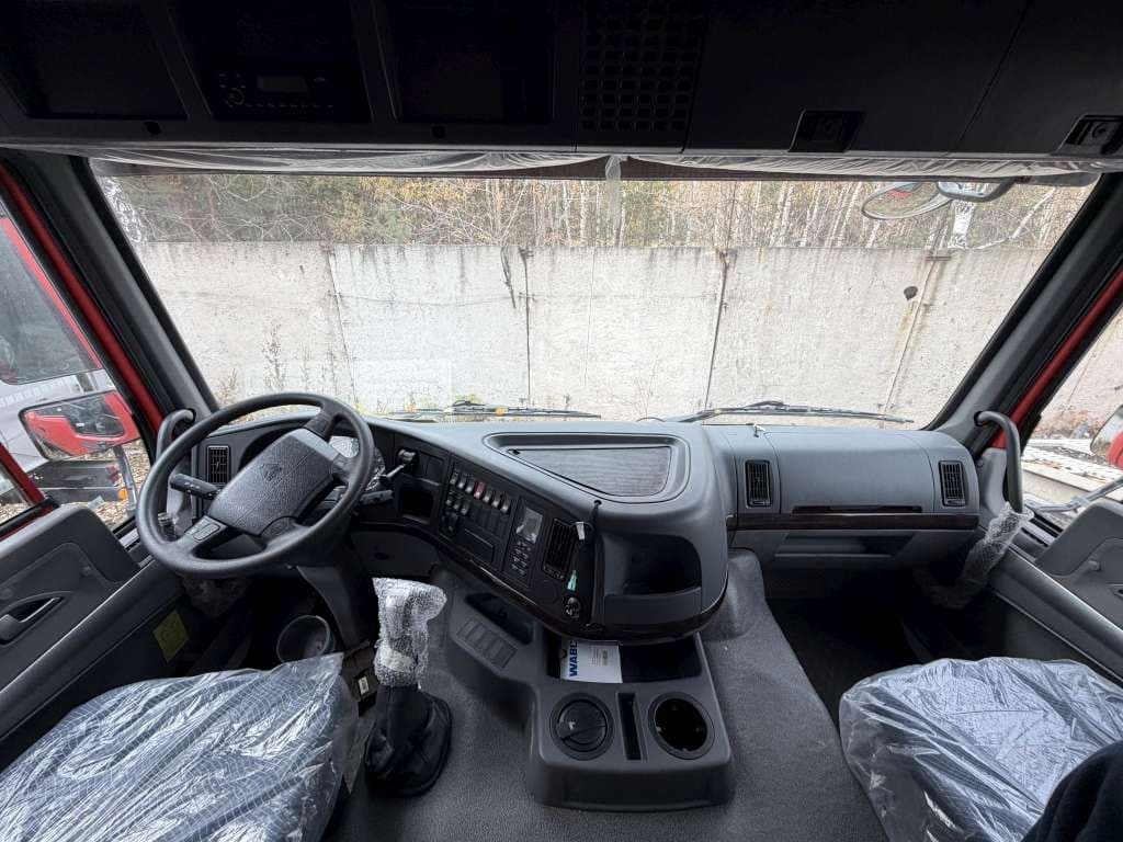 Howo ZZ* 8x4 Самосвал - 5