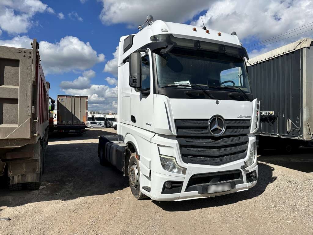 Mercedes-Benz Actros 4x2 Седельный тягач - 2