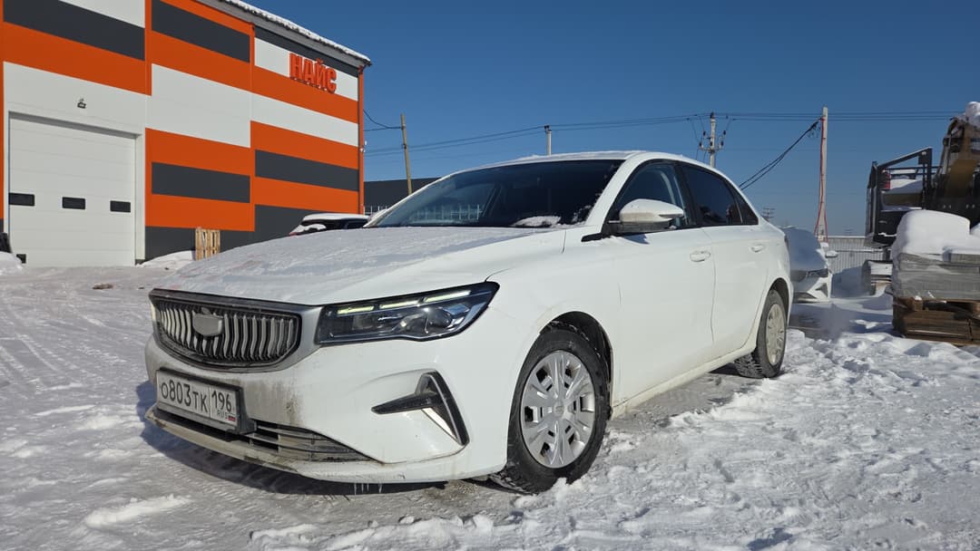 Geely EMGRAND - 1