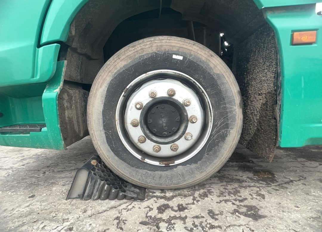 Камаз 54901 4x2 Седельный тягач - 10