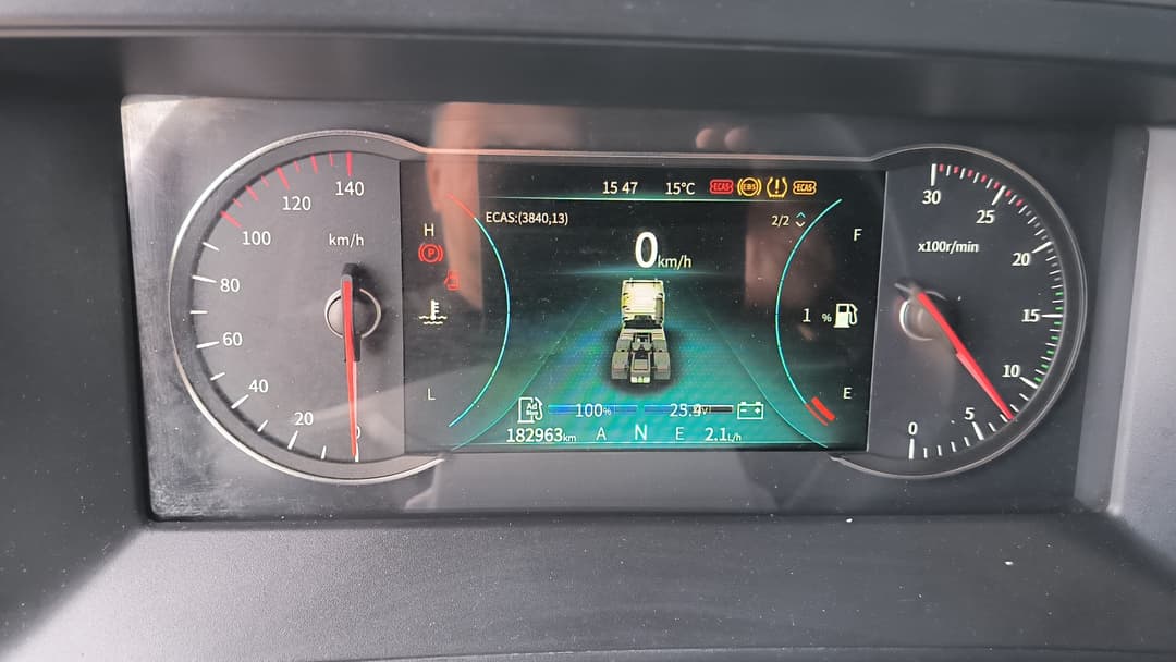 Dongfeng DFH 4x2 Седельный тягач - 7