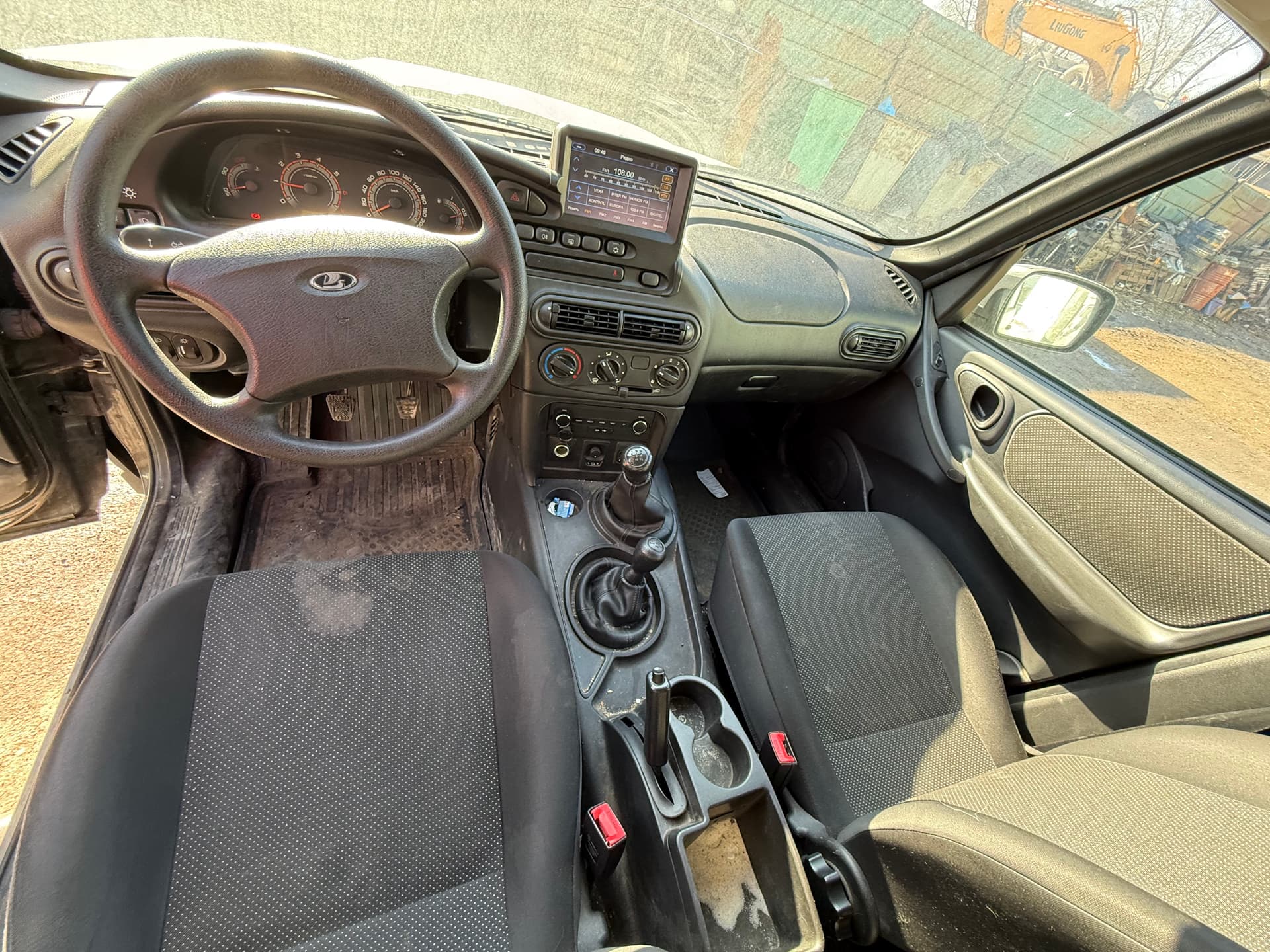 Lada Niva Travel - 5