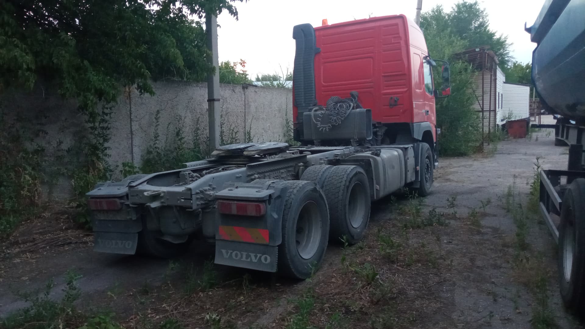 Volvo FM 6x4 Седельный тягач - 3
