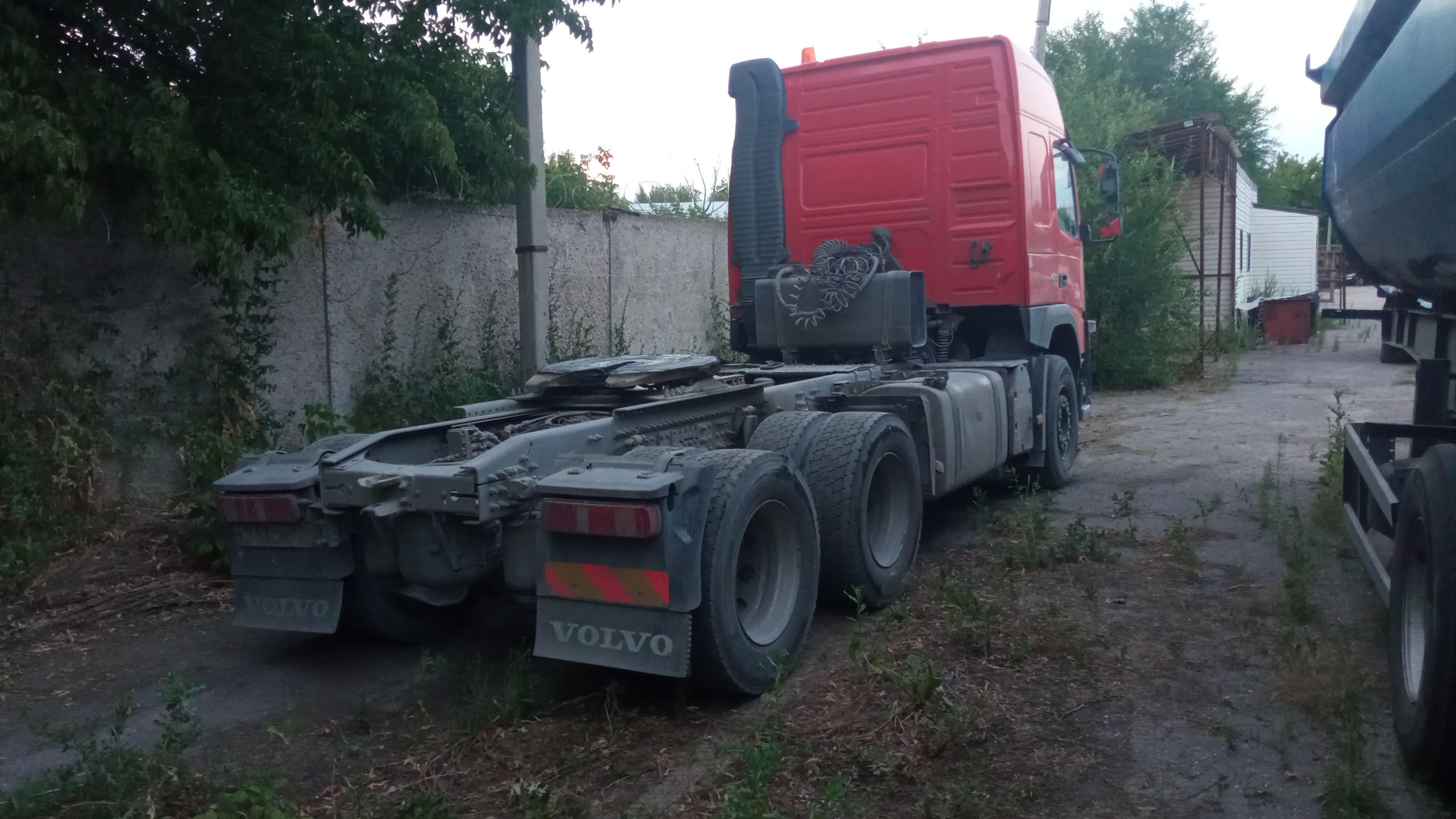 Volvo FM 6x4 Седельный тягач - 3
