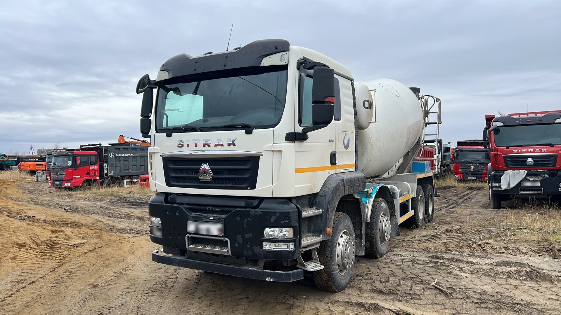Sitrak C7H 8x4 Автобетоносмеситель - 1