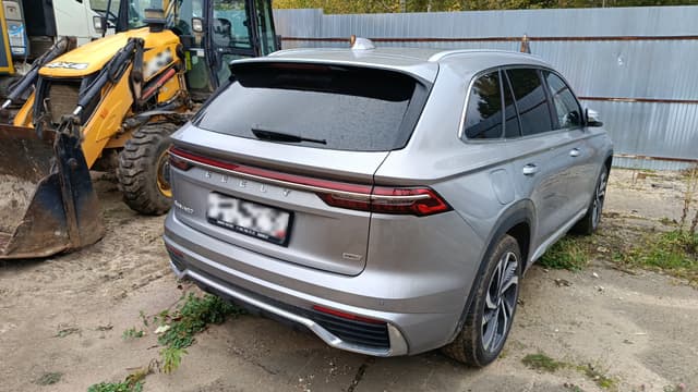 Geely Monjaro - 3