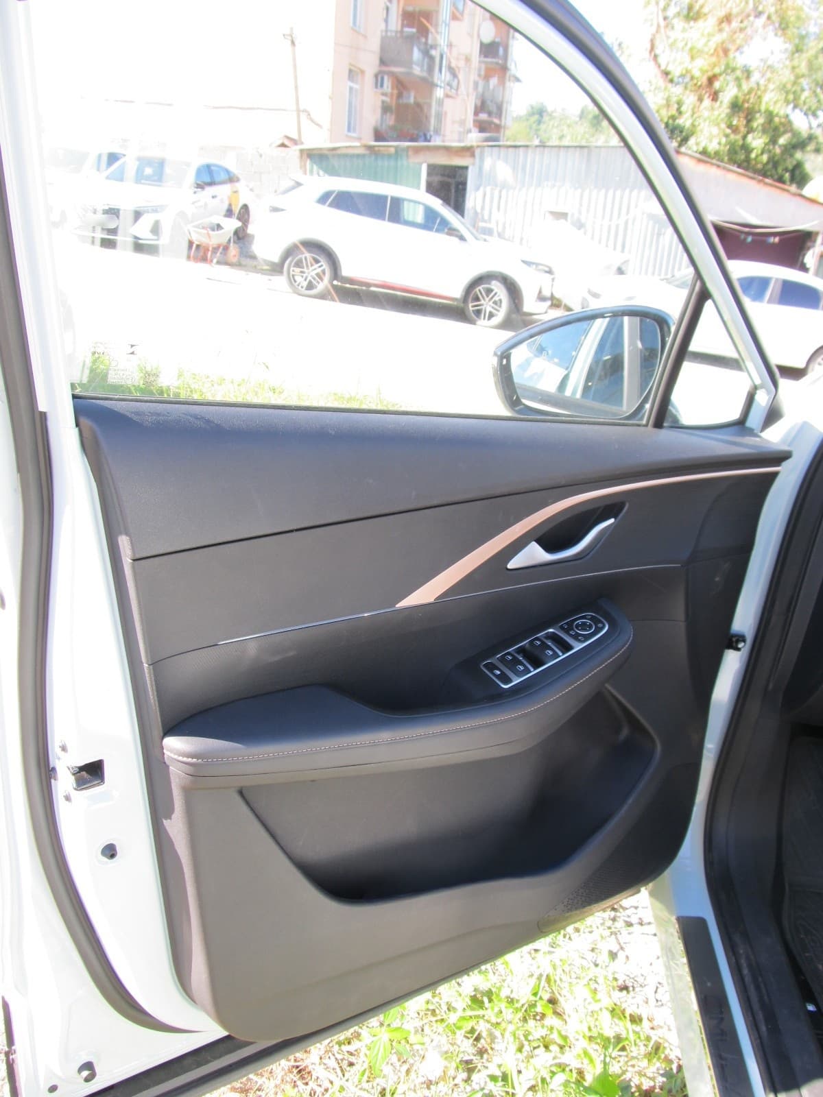 Omoda C5 - 8