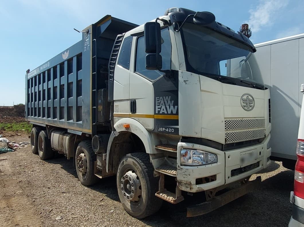 FAW J6 8x4 Самосвал - 2