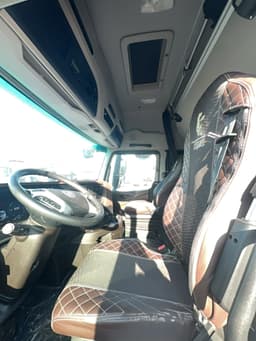 Камаз М1946 4x2 Седельный тягач - 6