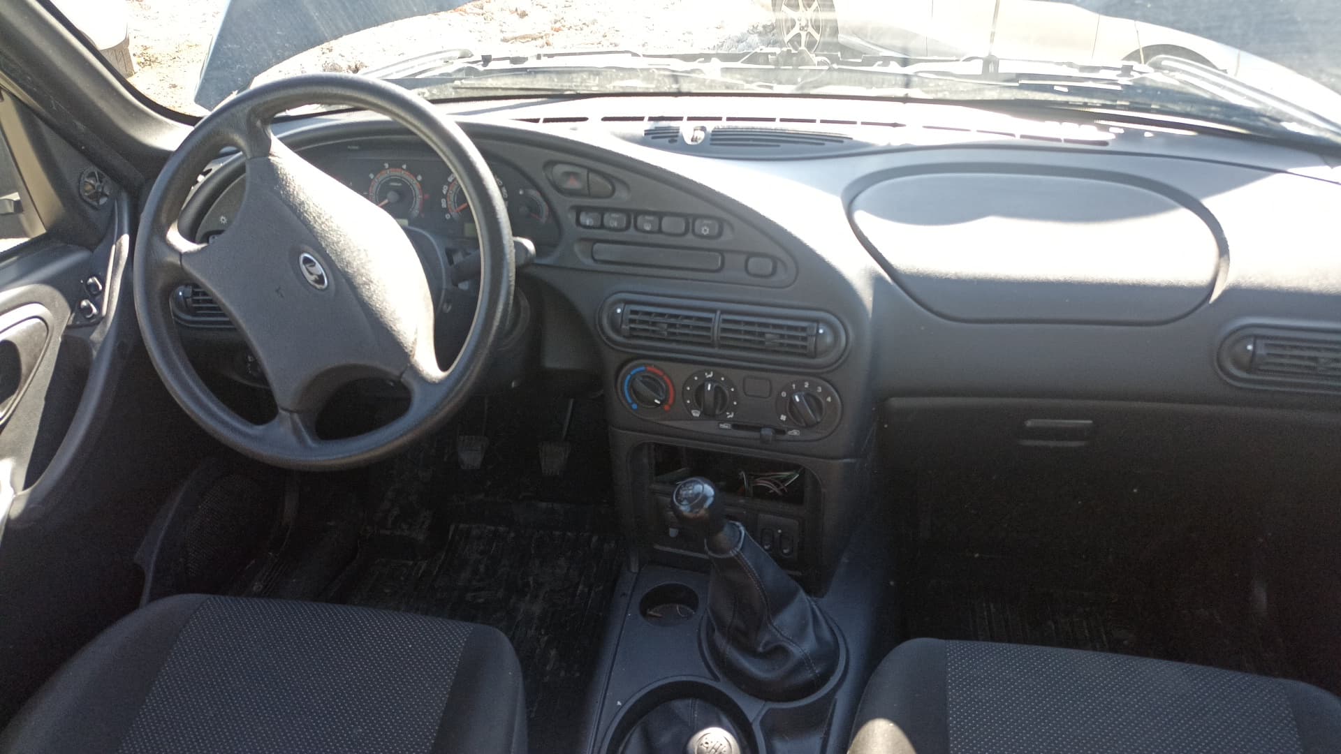 Lada Niva Travel - 5