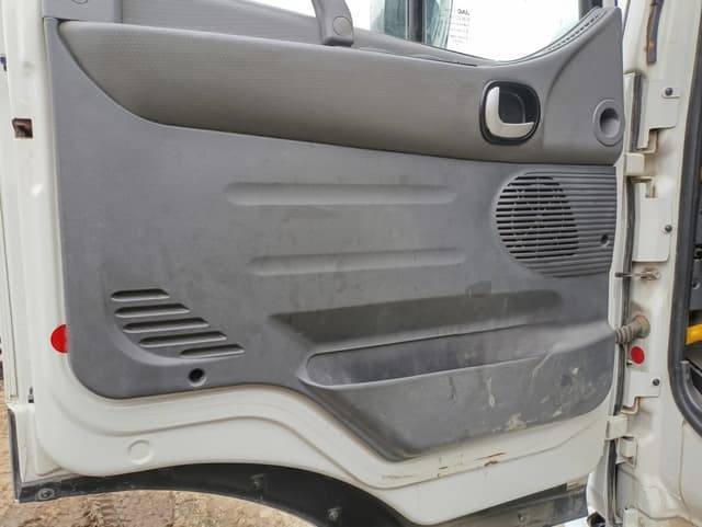 Jac N200 4x2 Бортовой с КМУ - 8