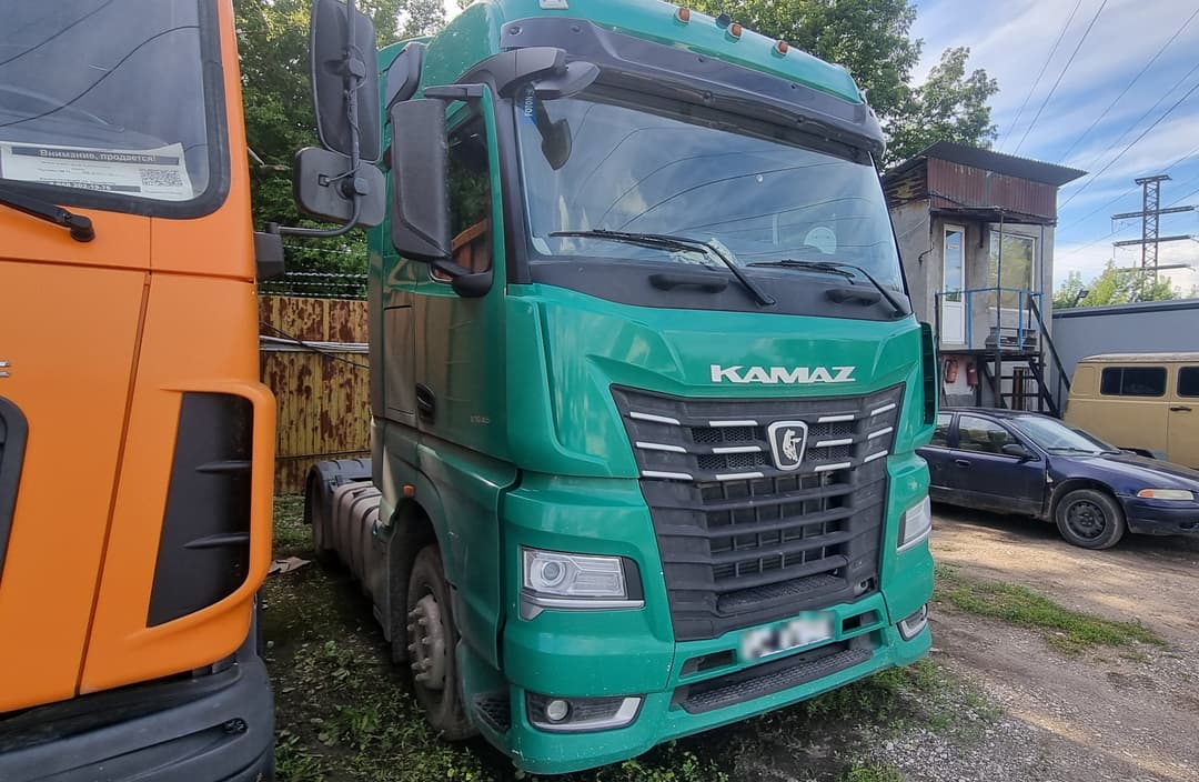 Камаз 54901 4x2 Седельный тягач - 2