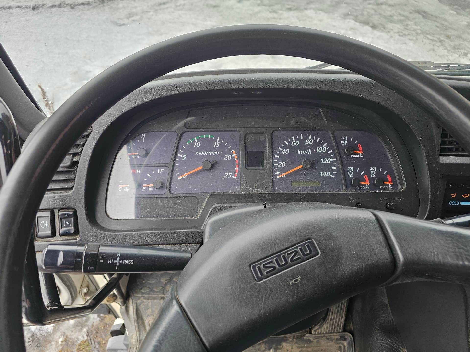 Автомастер 6589* на шасси Isuzu Giga (CYZ) 6x4 Самосвал - 5