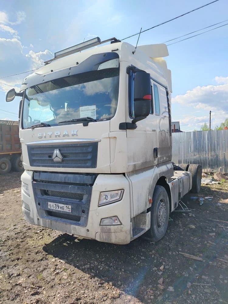Sitrak C7H 4x2 Седельный тягач - 1