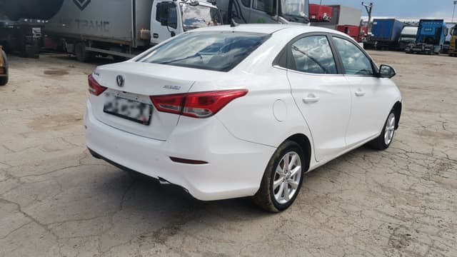 Changan Alsvin - 3