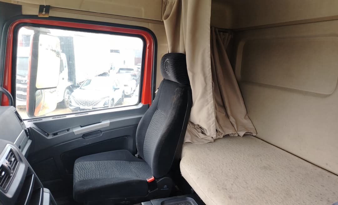Shacman (Shaanxi) SX* 6x6 Самосвал - 9