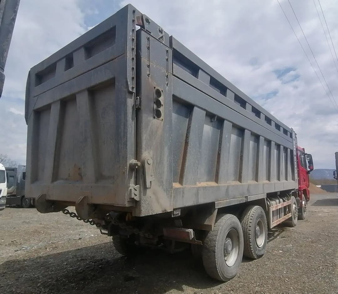 Shacman (Shaanxi) SX* 8x4 Самосвал - 3