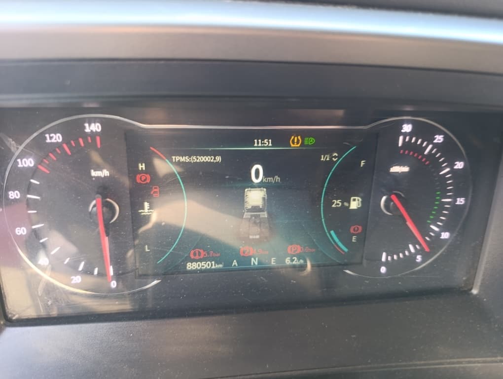 Dongfeng DFH 4x2 Седельный тягач - 7