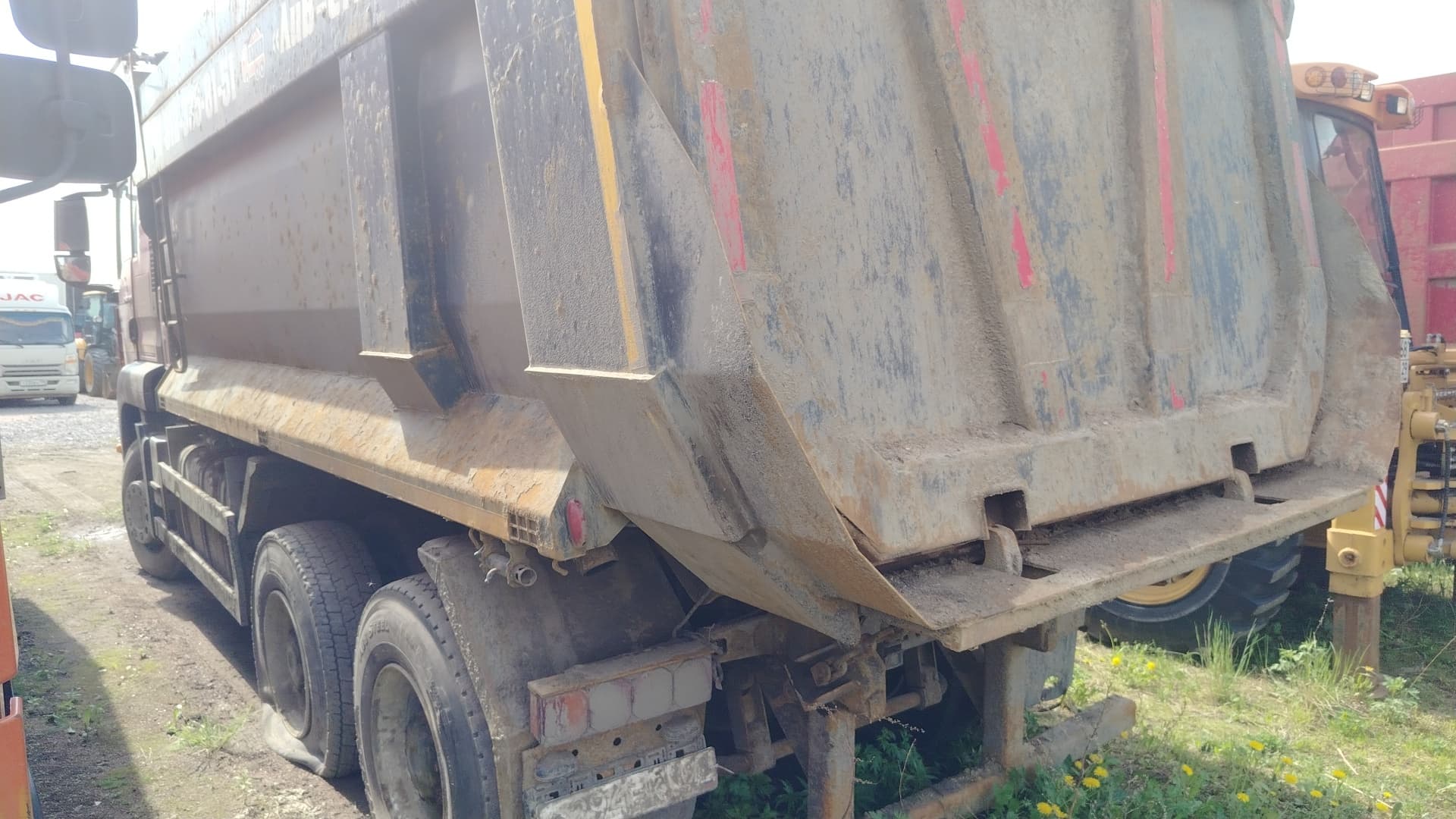 Howo T5G 6x4 Самосвал - 4