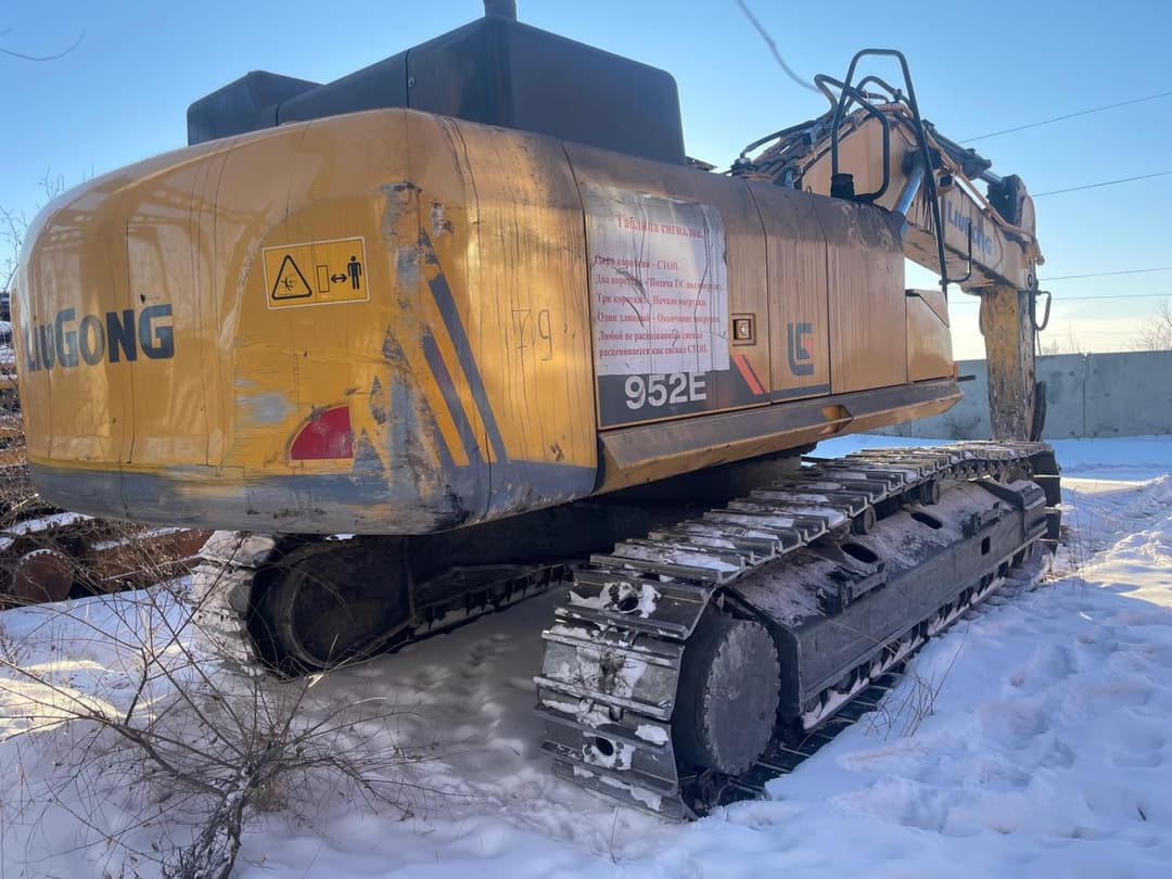 Liugong CLG952 Экскаватор - 3