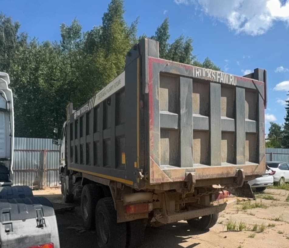 FAW J6* 6x6 Самосвал - 4