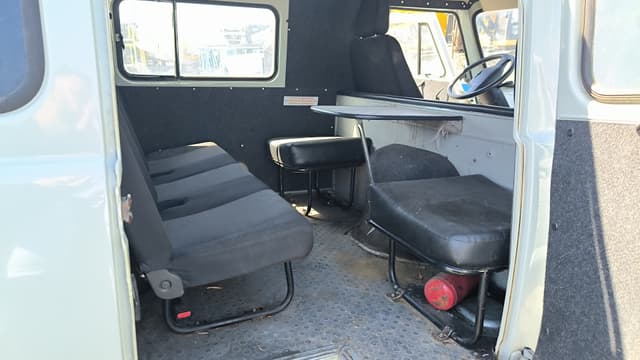 UAZ 3909* Грузопассажирский - 9