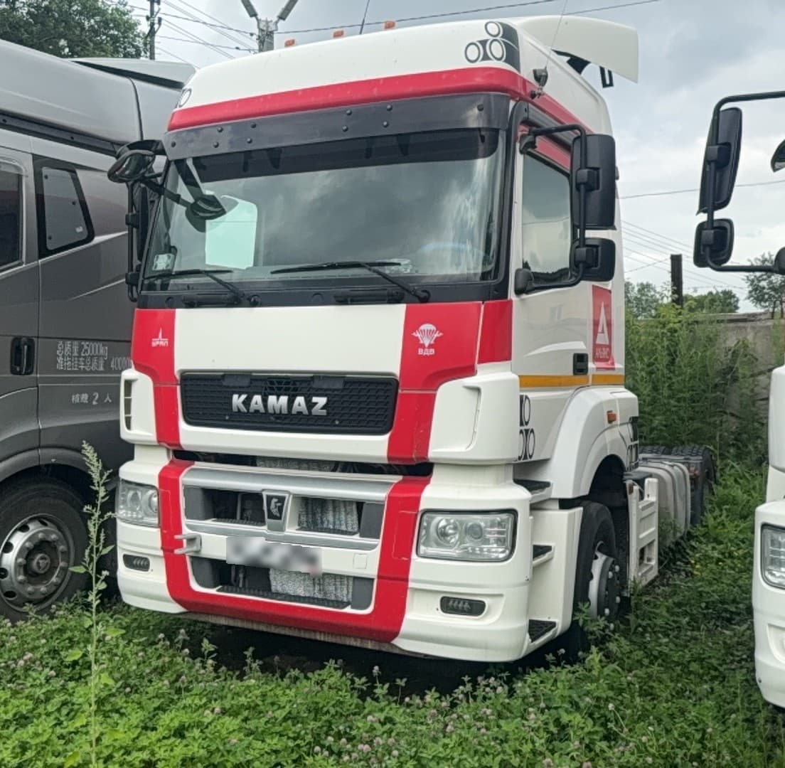 Камаз 5490 4x2 Седельный тягач - 1
