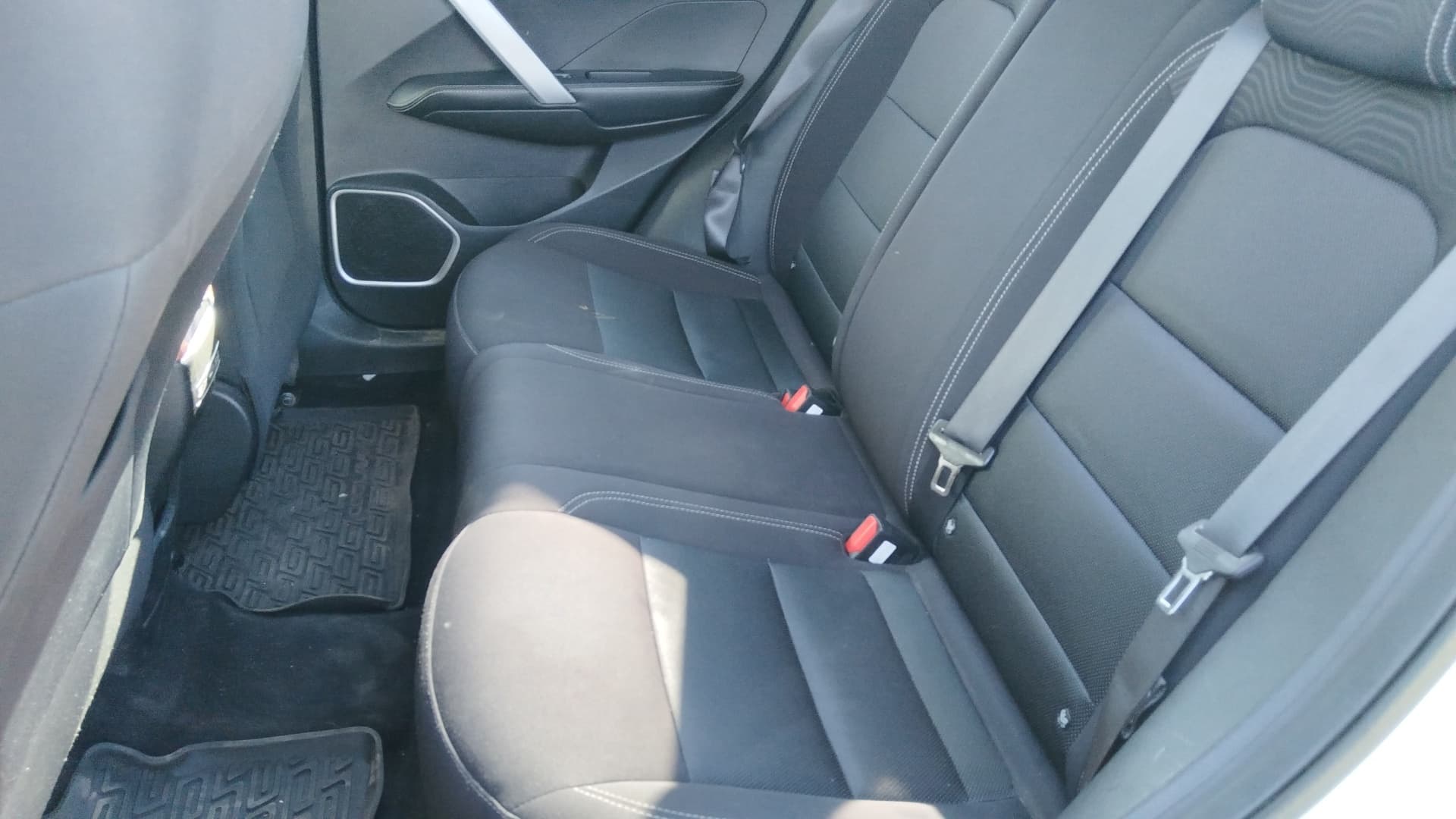 Geely Coolray - 9