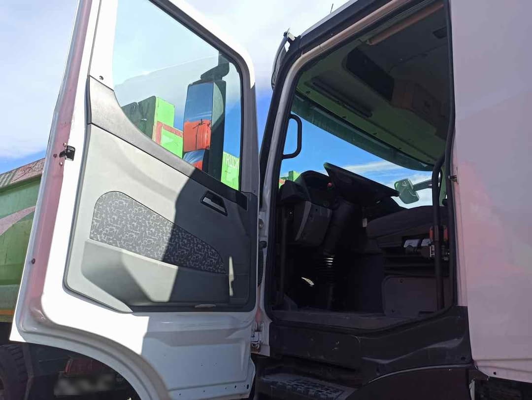 Beiben ND* 6x6 Самосвал - 7
