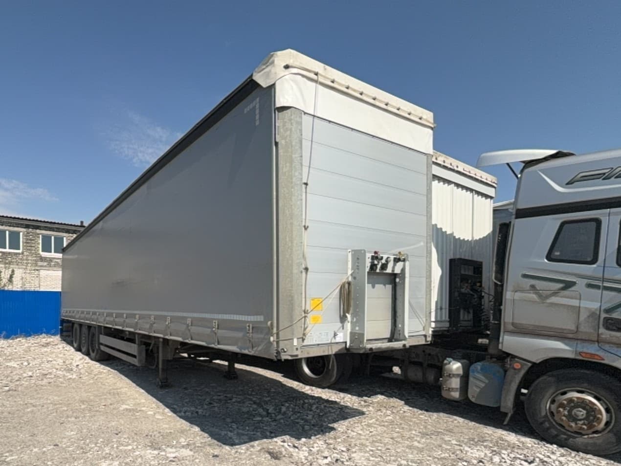 Schmitz Cargobull SCS Полуприцеп шторный - 2