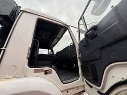 Автоспецван 7721* на шасси КамАЗ 43118 6x6 Передвижная мастерская с КМУ - 7