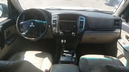 Mitsubishi Pajero - 5