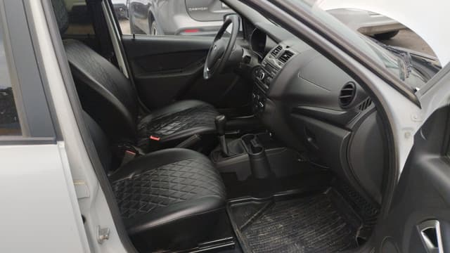Lada Granta лифтбек - 6