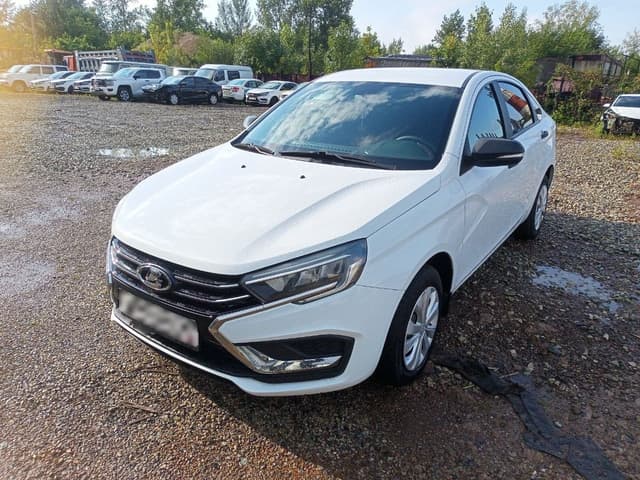 Lada Vesta седан - 1