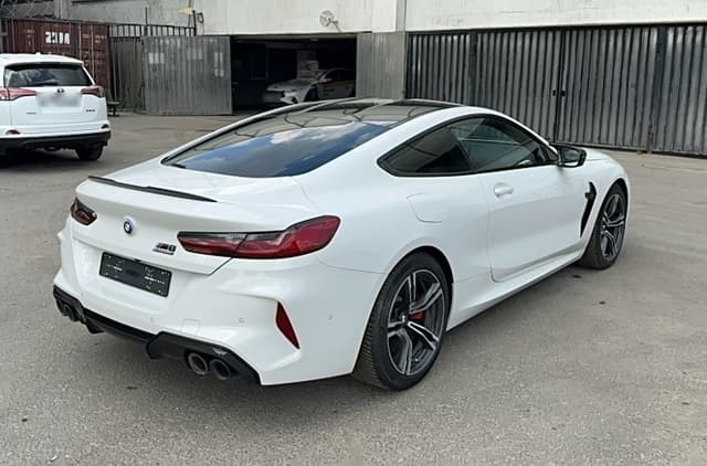 BMW M8 Coupe - 3