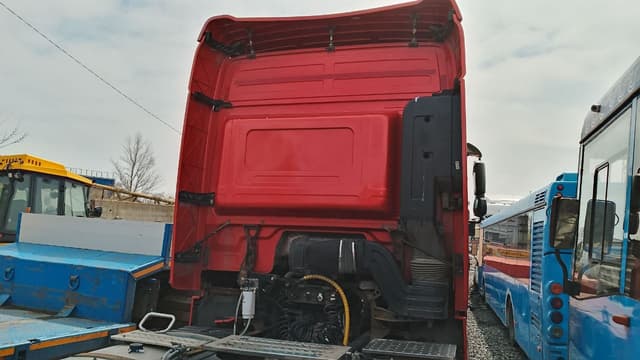 Beiben BBTR* 4x2 Седельный тягач - 3