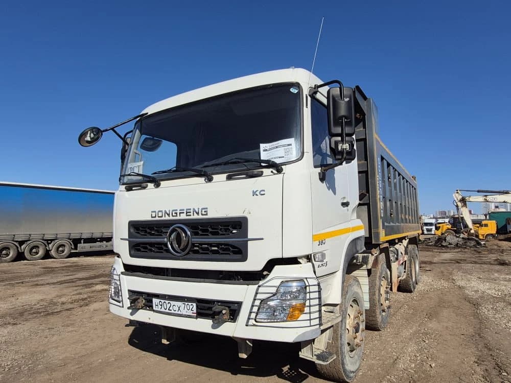 Dongfeng KC 8x4 Самосвал - 1