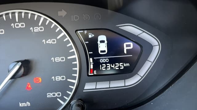 Changan Alsvin - 6