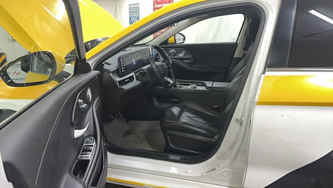 Chery ARRIZO 8 - 6