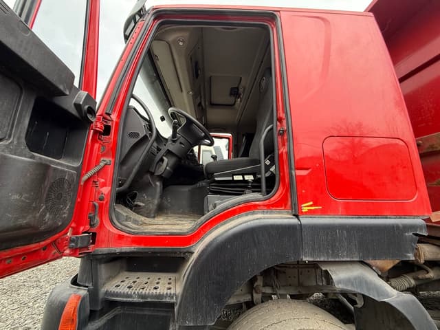 Hongyan CQ3406HV39 8x4 Самосвал - 6
