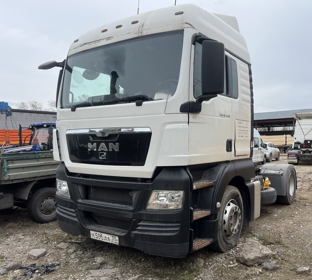 MAN TGX 4X2 Седельный тягач - 1