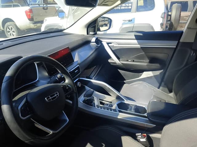 Geely Coolray - 5