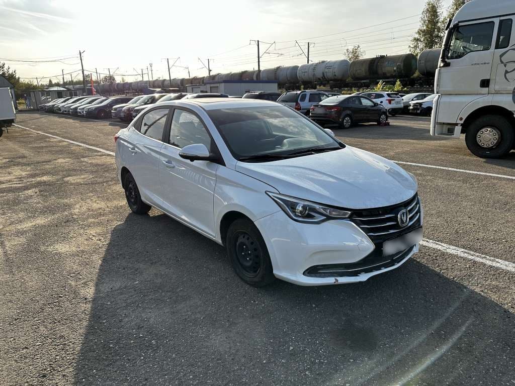 Changan Alsvin - 2