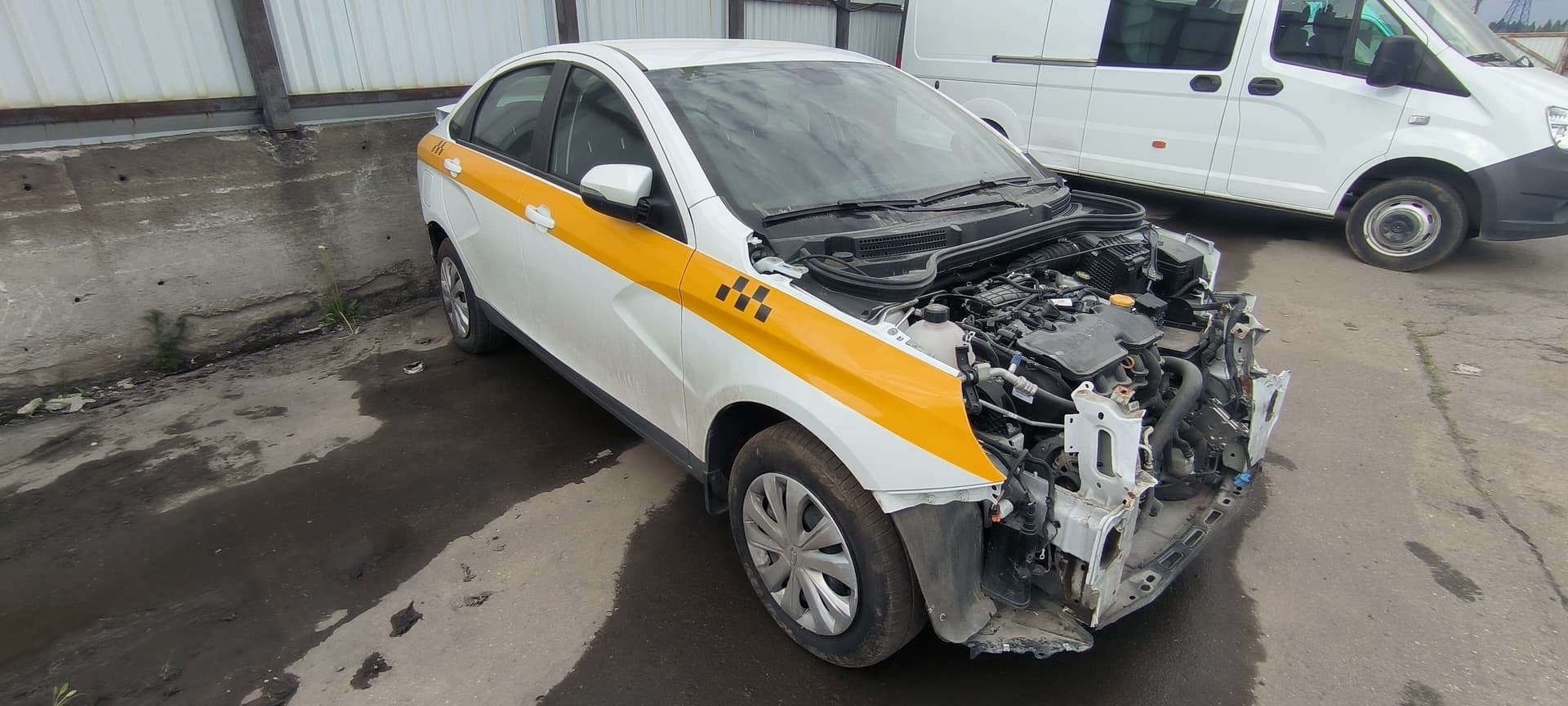 Lada Vesta седан - 2