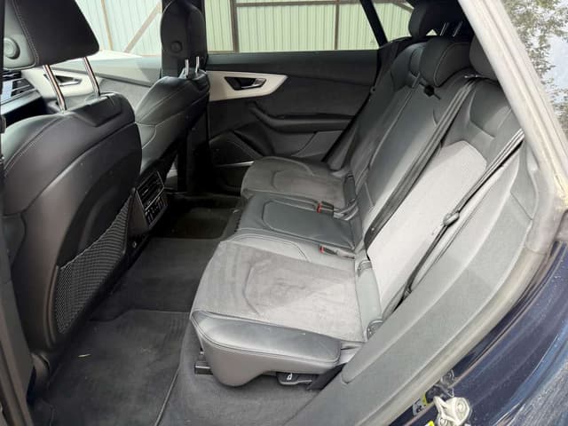 Audi Q8 - 9