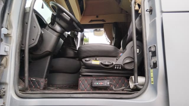 Shacman (Shaanxi) SX* 4x2 Седельный тягач - 6