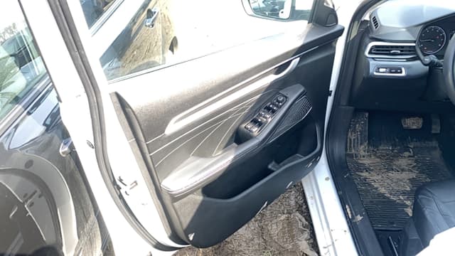 Geely EMGRAND - 8